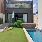 Le Clos Des Jardins 디종