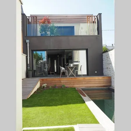 Le Clos Des Jardins בית נופש דיז'ון