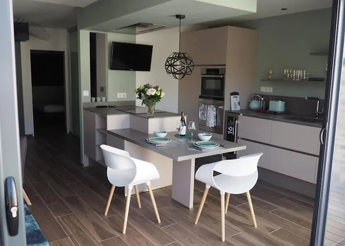 Dom wakacyjny Le Clos Des Jardins Dijon